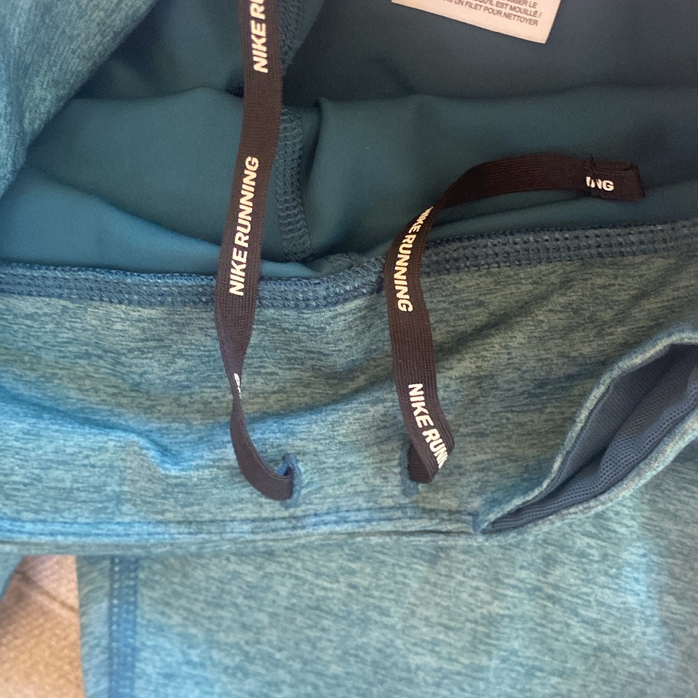 NWT Nike Epic Luxe Crop Leggings - Picture 7 of 11